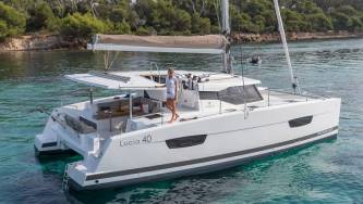 catamaran lucia 40 price