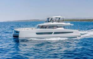 catamaran a moteur fountaine pajot