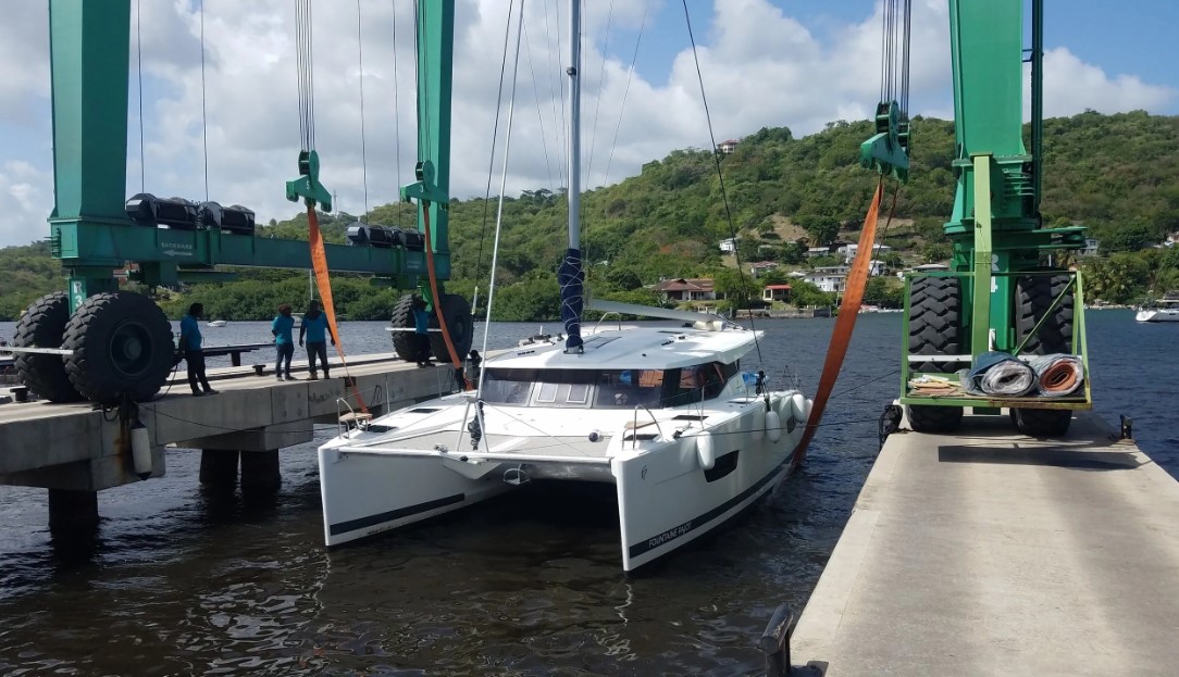 hauling out Fountaine Pajot Lucia 40 in Florida