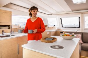 fountaine-pajot-FP-41-interiors-13