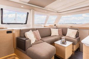 fountaine-pajot-FP-41-interiors-30