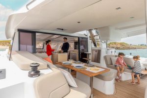 fountaine-pajot-FP-41-interiors-4
