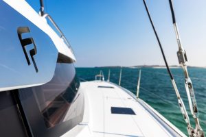 fountaine-pajot-aura-51-exterior-16