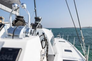 fountaine-pajot-aura-51-exterior-4