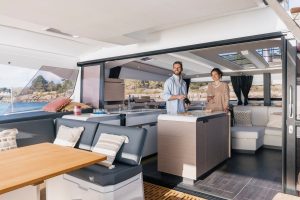 fountaine-pajot-aura-51-exterior-41