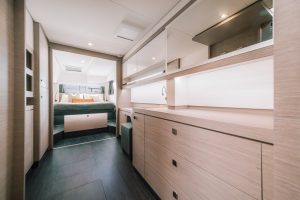 fountaine-pajot-tanna-47-interior-owners-suite-11