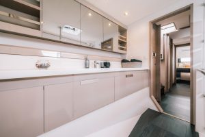 fountaine-pajot-tanna-47-interior-owners-suite-2