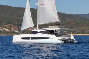 fp44-fountaine-pajot-sailing-7