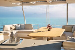 Fountaine-Pajot-Yachts-FPY70S-Flybridge-03