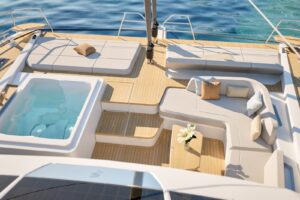 Fountaine-Pajot-Yachts-FPY70S-Front-cockpit-02