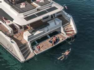 Platform and back cockpit of Fountaine Pajot Samana 59 - For sale by yacht dealer Caribbean Multihulls
